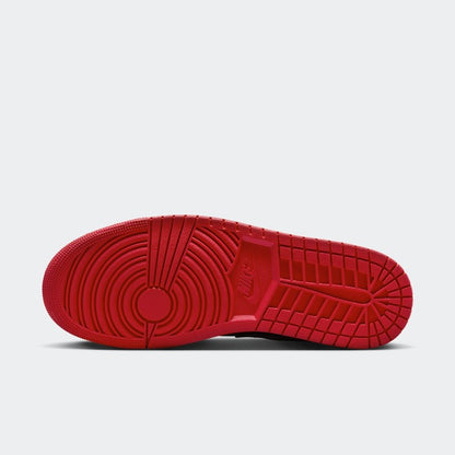 Jordan 1 Low Black Light Smoke Grey Gym Red - Vista 3
