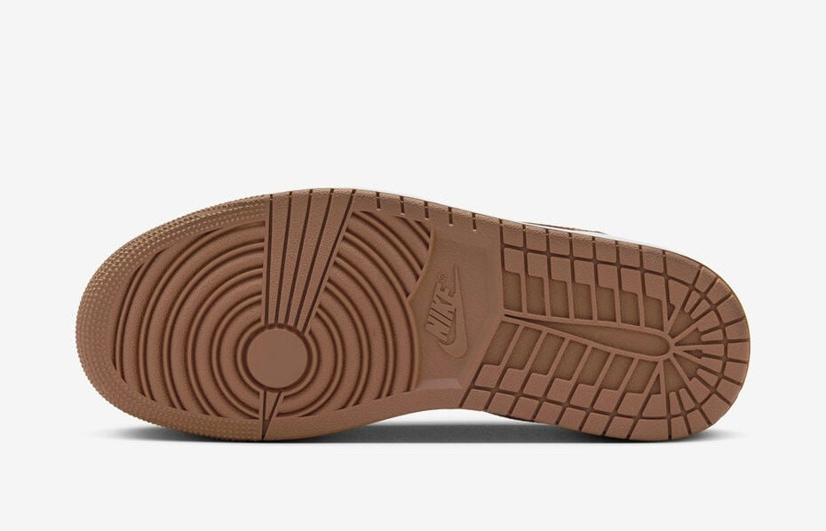 Jordan 1 Low SE Legend Coffee (Women's) - Vista 6