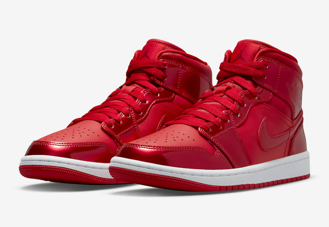 Jordan 1 Mid SE Pomegranate (Women's) - Vista 1
