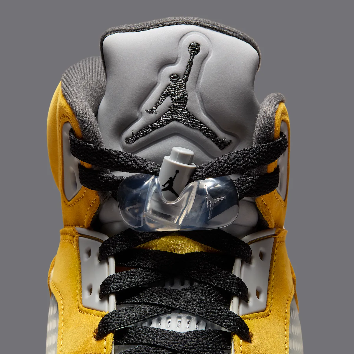 Jordan 5 Retro Tokyo T23 (2025) - Vista 9