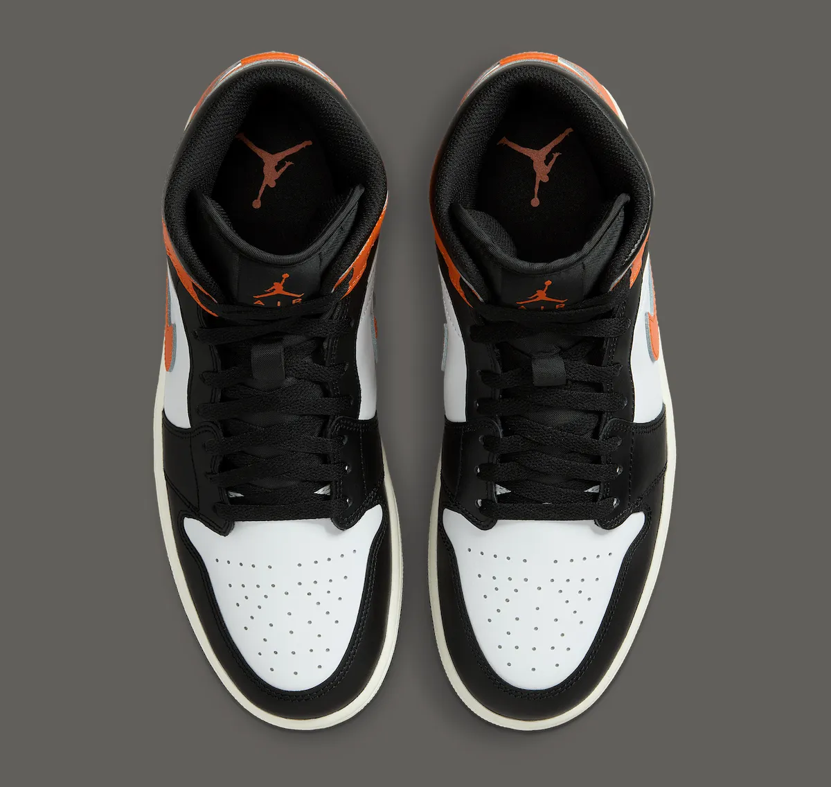 Jordan 1 Mid Black Toe Starfish - Vista 4