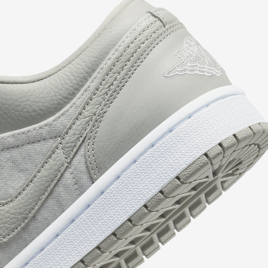 Jordan 1 Low SE Light Iron Ore (Women's) - Vista 8