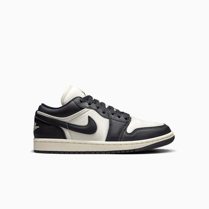 Jordan 1 Low SE Vintage Panda - Vista 1