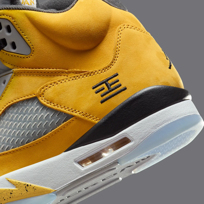 Jordan 5 Retro Tokyo T23 (2025) - Vista 10