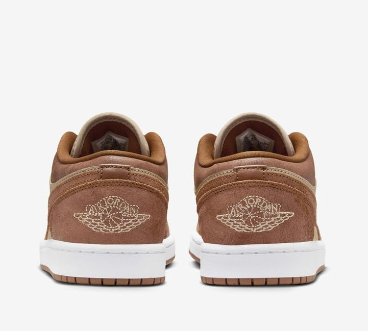Jordan 1 Low SE Legend Coffee (Women's) - Vista 5