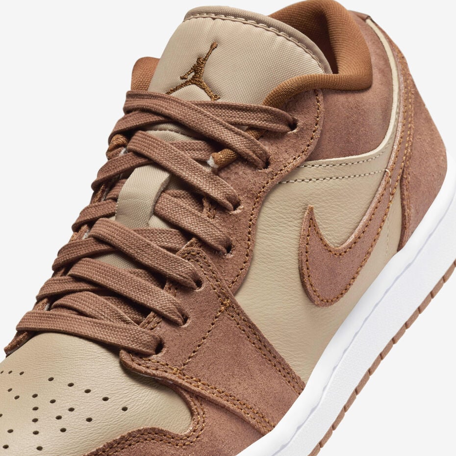 Jordan 1 Low SE Legend Coffee (Women's) - Vista 7