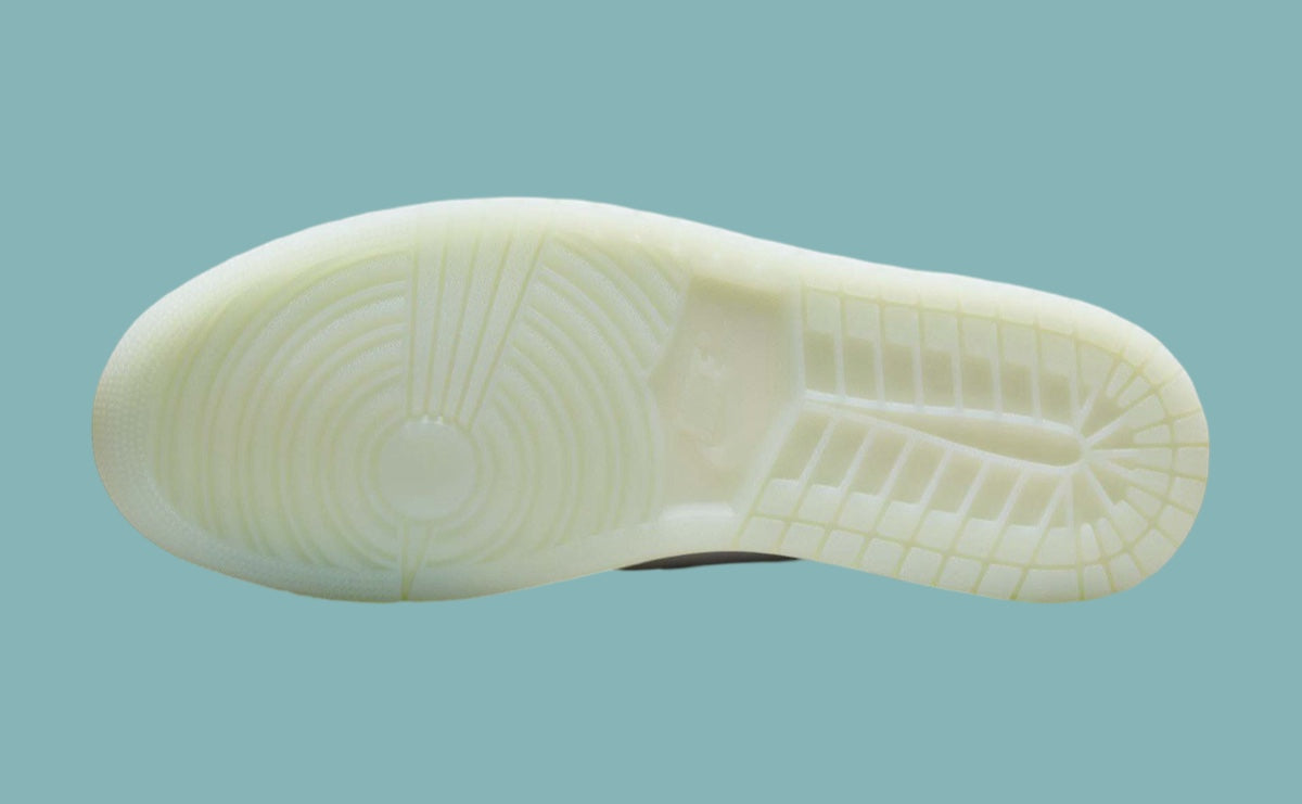 Jordan 1 Retro Low OG Year of the Snake (2025) - Vista 6