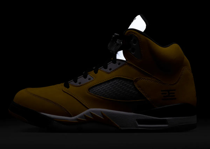 Jordan 5 Retro Tokyo T23 (2025) - Vista 3