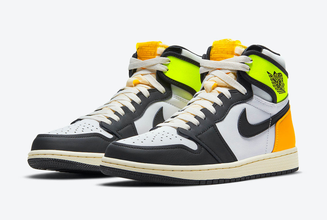 Jordan 1 Retro High White Black Volt University Gold - Vista 1