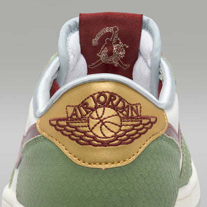 Jordan 1 Retro Low OG Year of the Dragon (2024) - Vista 10