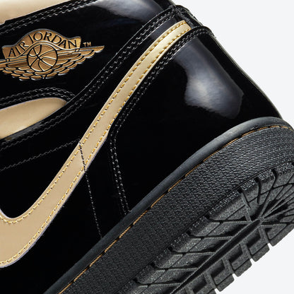 Jordan 1 Retro High Black Metallic Gold (2020) - Vista 8